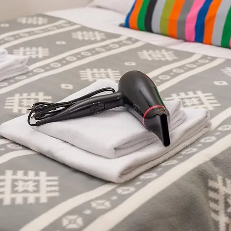 Rent Like - Nieklanska 9/11 Hotel Warschau