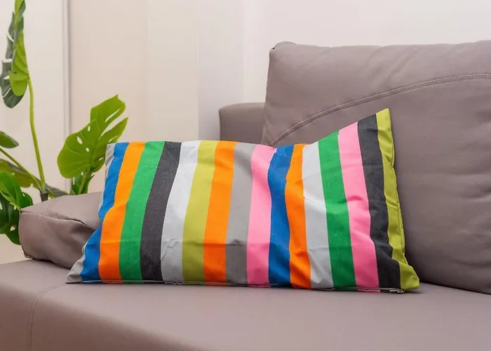 Rent Like - Niekłańska 9/11 Warszawa