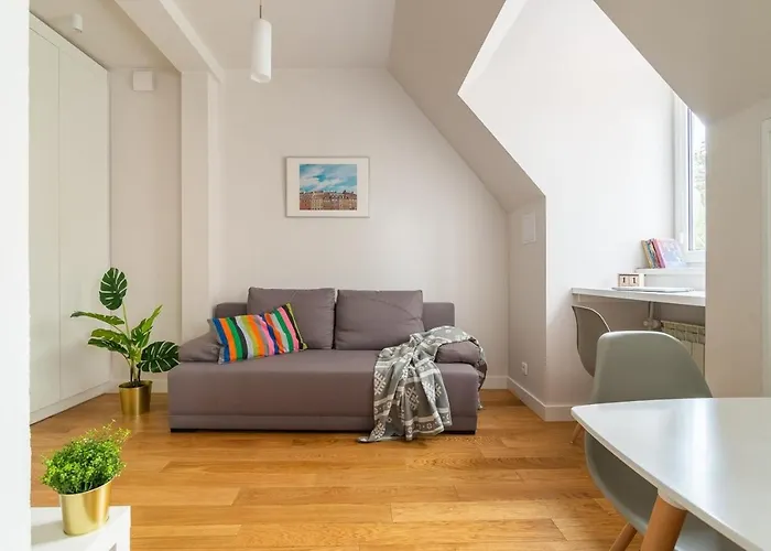 Rent Like - Nieklanska 9/11 *