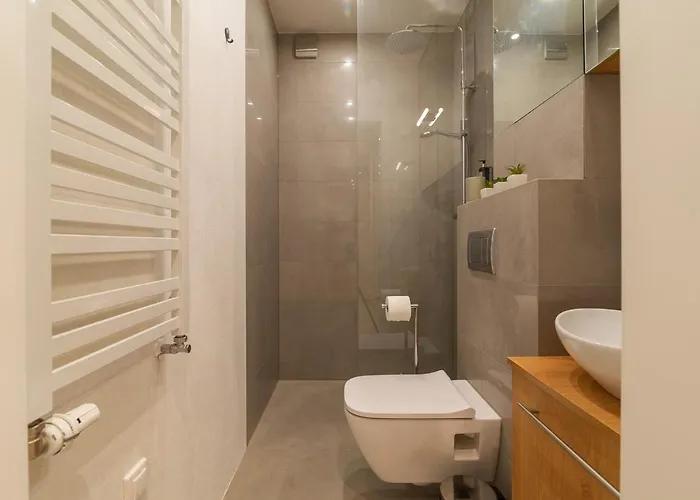 Rent Like - Niekłańska 9/11 Hotel